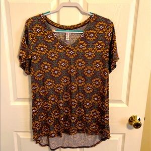 XL LulaRoe Christy T